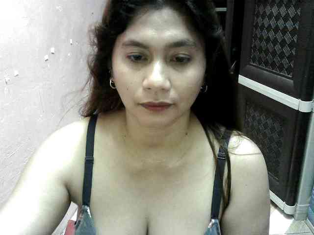 peenastyfame webcam