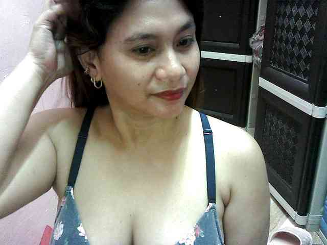 peenastyfame webcam