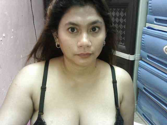 peenastyfame webcam