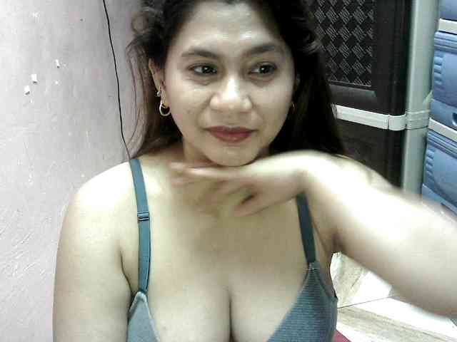 peenastyfame webcam