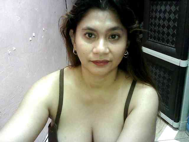 peenastyfame webcam
