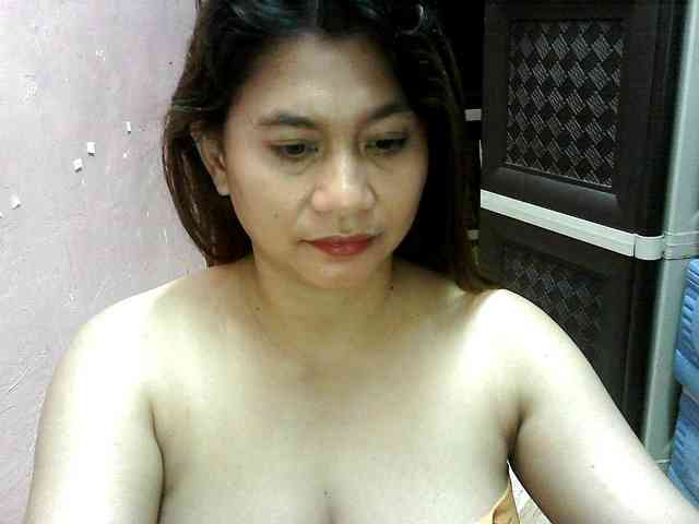 peenastyfame webcam
