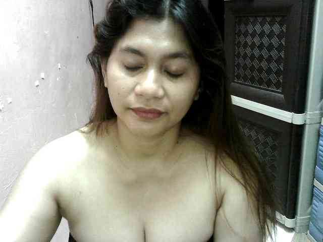 peenastyfame webcam