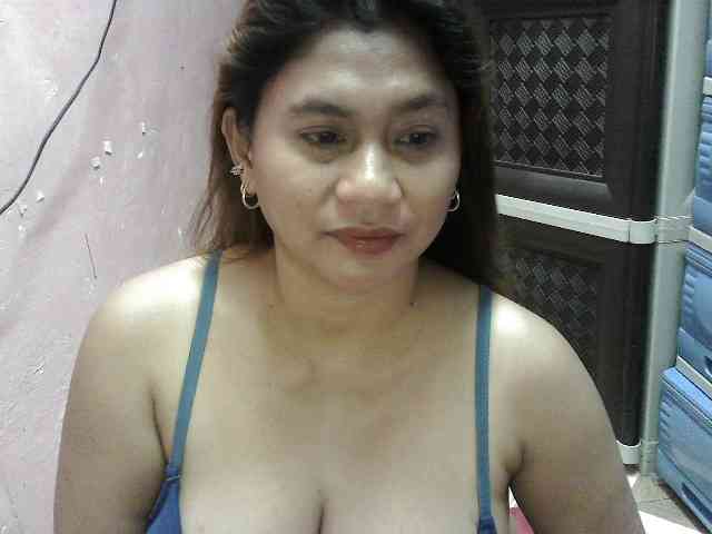 peenastyfame webcam