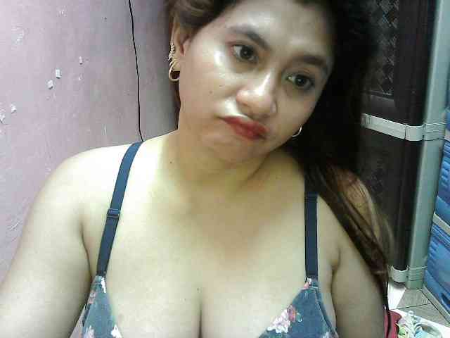peenastyfame webcam