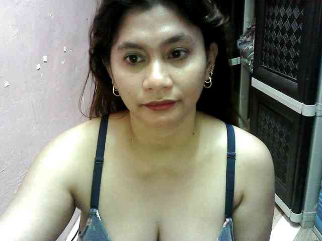 peenastyfame webcam