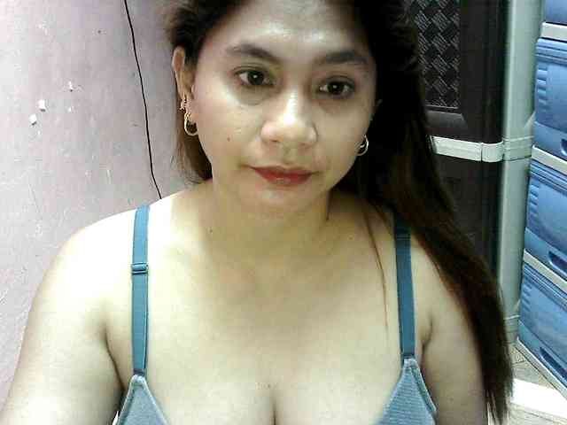 peenastyfame webcam