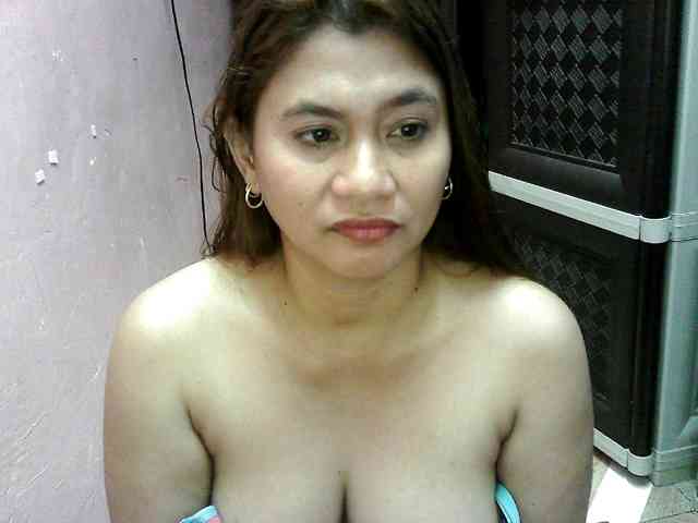 peenastyfame webcam