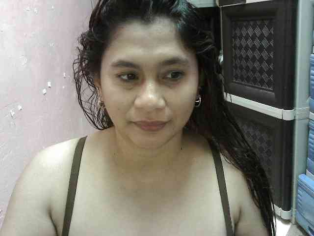 peenastyfame webcam