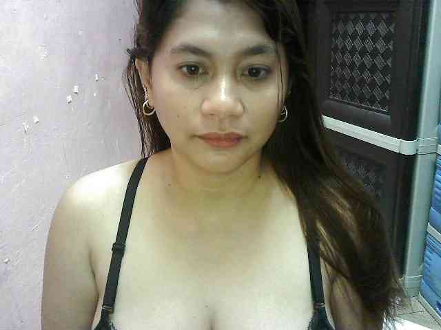 peenastyfame Live Webcam on BongaCams