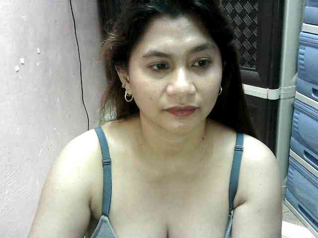 peenastyfame webcam