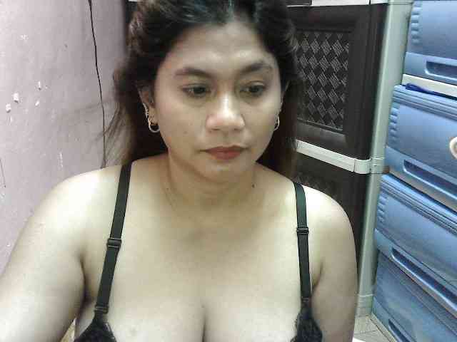 peenastyfame webcam