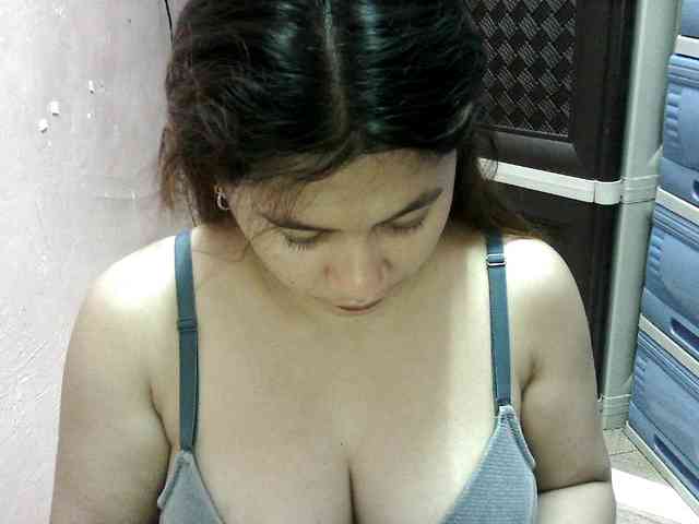 peenastyfame webcam