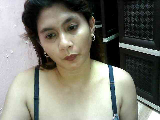 peenastyfame webcam