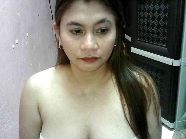 peenastyfame webcam