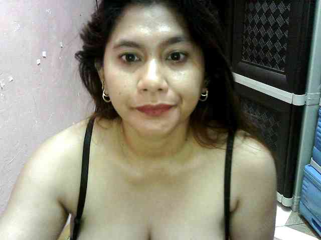 peenastyfame webcam