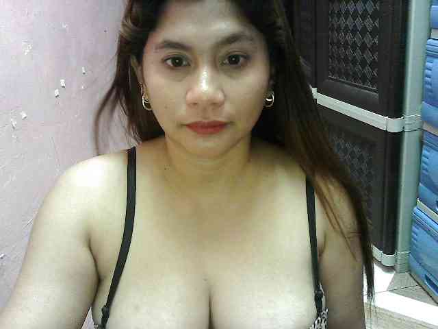 peenastyfame webcam