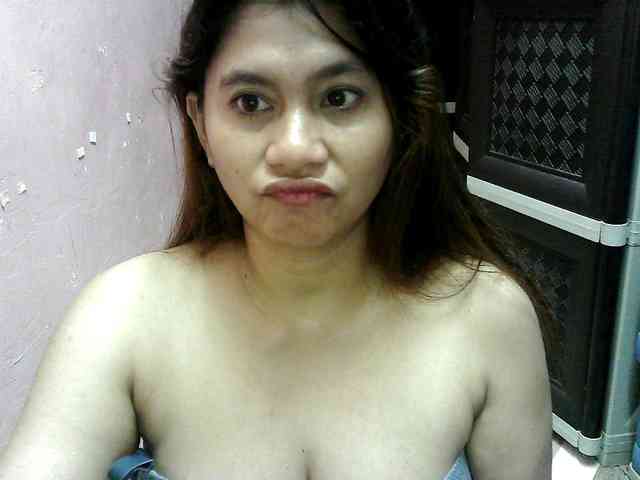 peenastyfame webcam