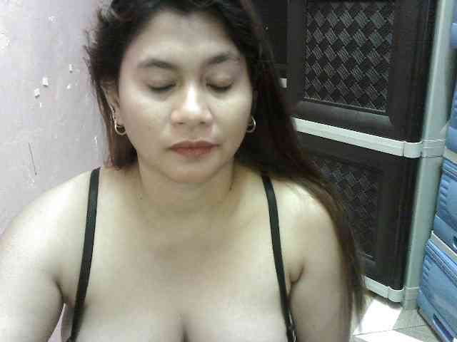 peenastyfame webcam