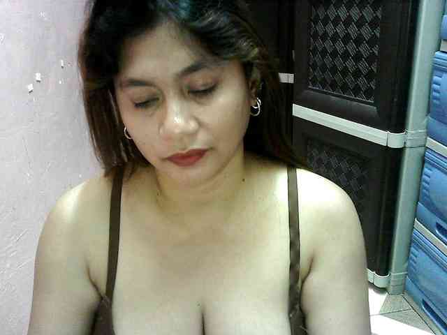 peenastyfame webcam