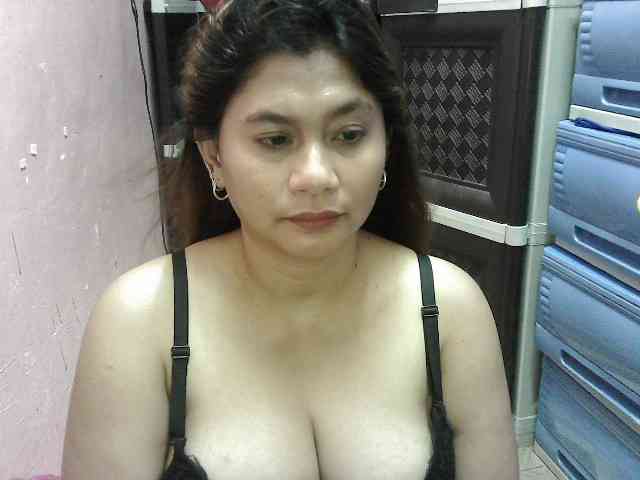 peenastyfame webcam