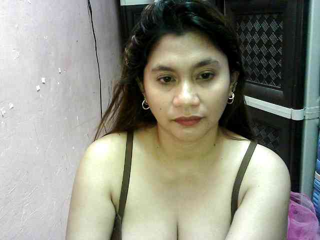 peenastyfame webcam