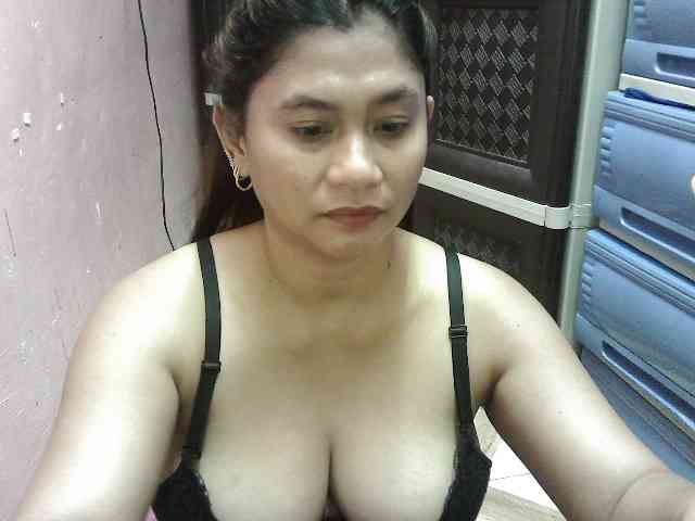 peenastyfame webcam