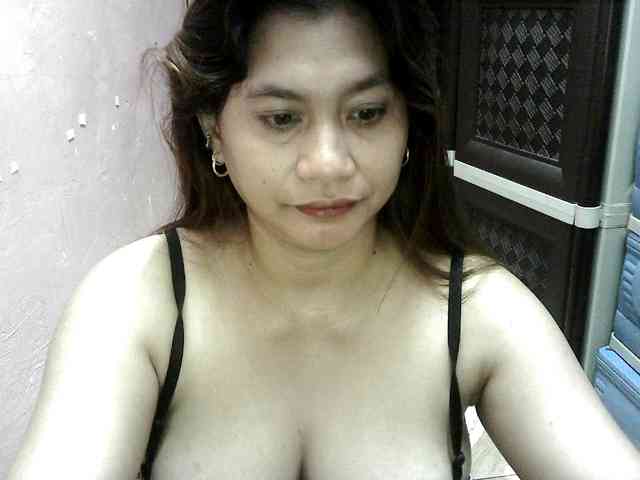 peenastyfame webcam