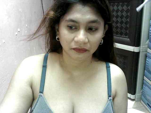 peenastyfame webcam