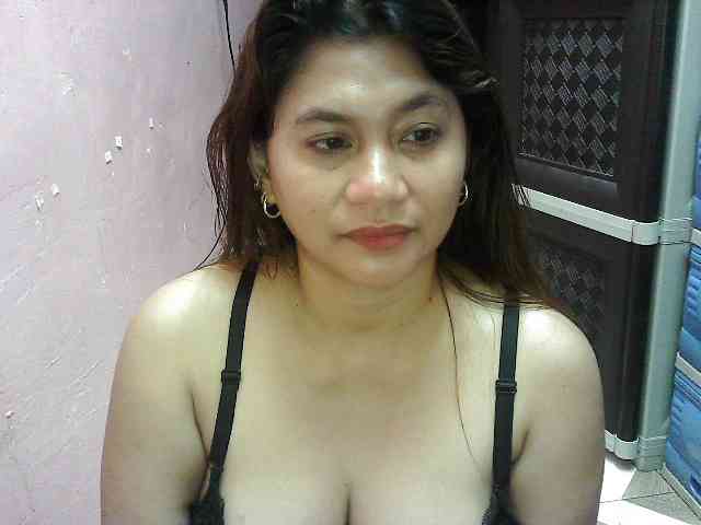 peenastyfame webcam