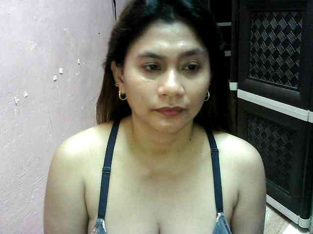 peenastyfame webcam