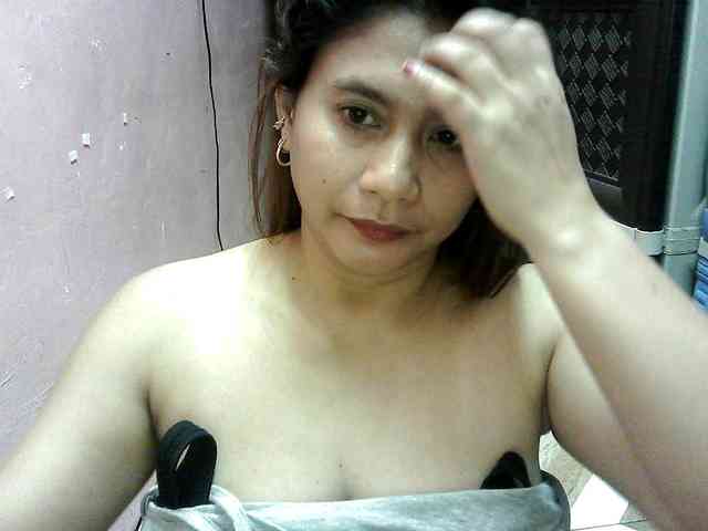 peenastyfame webcam