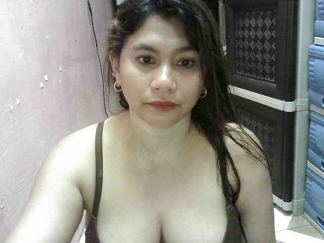 peenastyfame webcam