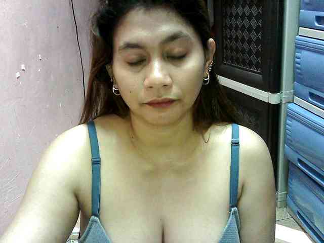 peenastyfame webcam