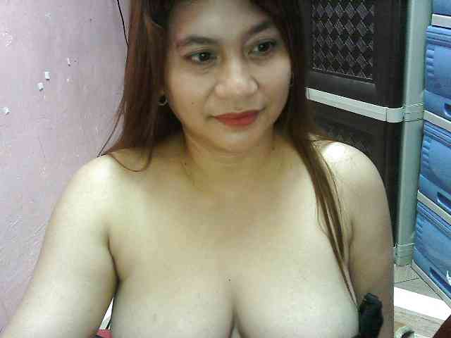 peenastyfame webcam