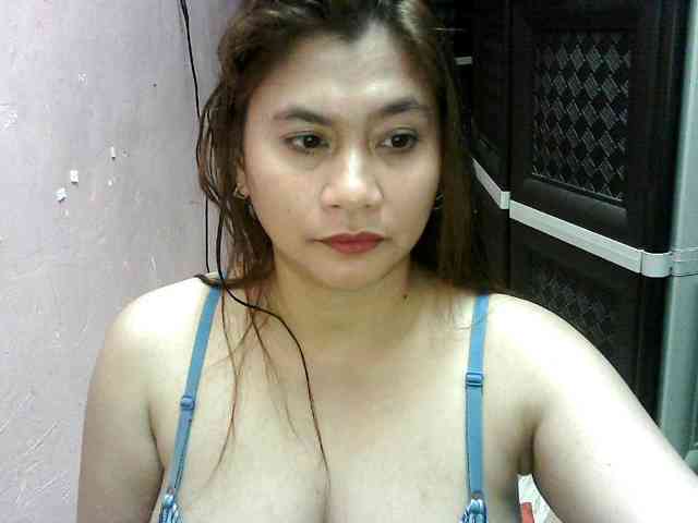 peenastyfame webcam