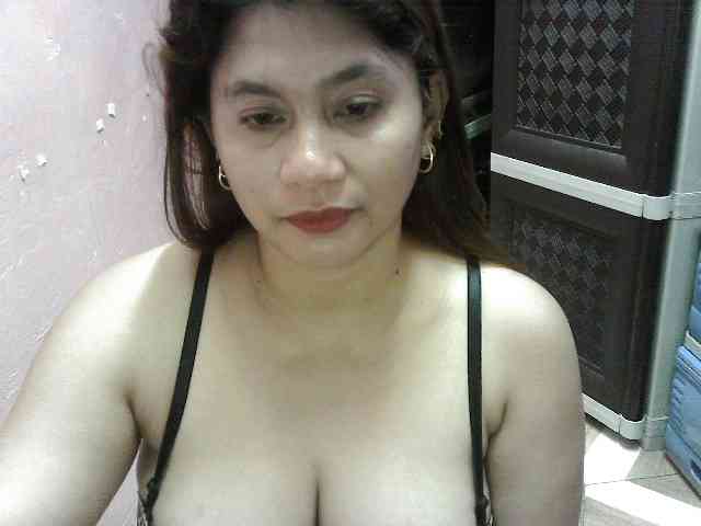 peenastyfame webcam