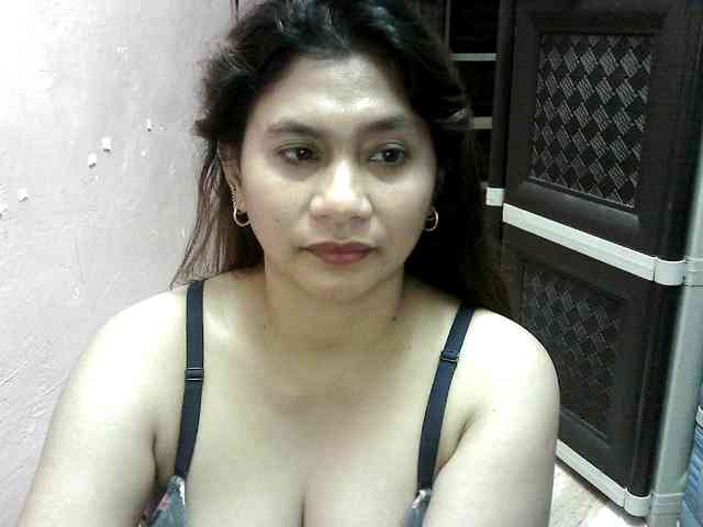 peenastyfame webcam
