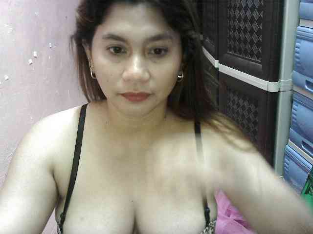 peenastyfame webcam