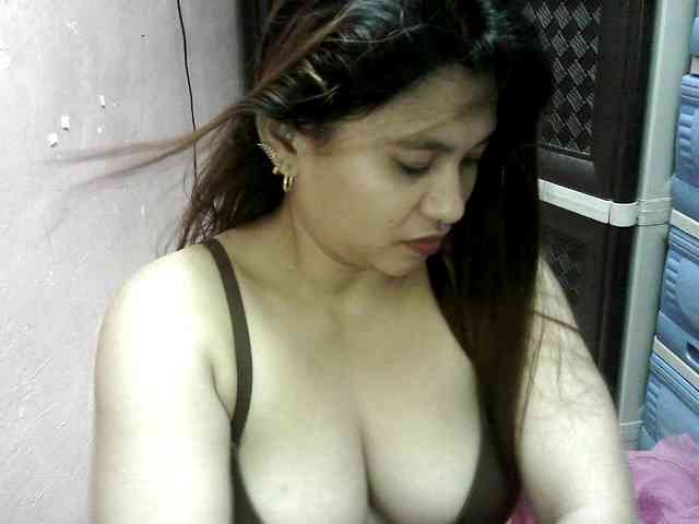 peenastyfame webcam