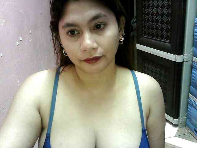 peenastyfame webcam