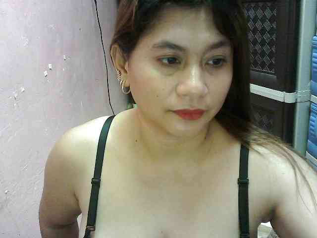 peenastyfame webcam