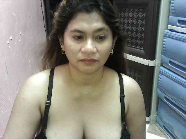 peenastyfame webcam