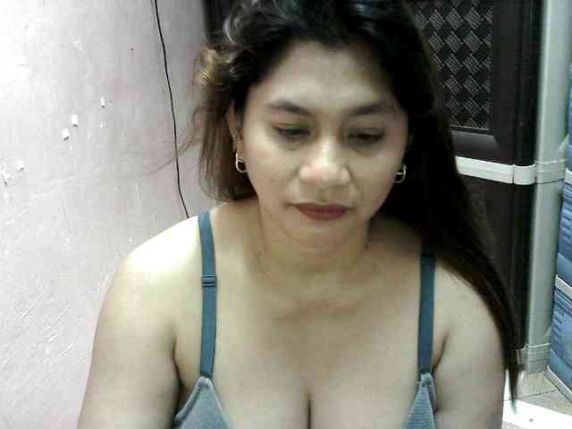 peenastyfame webcam