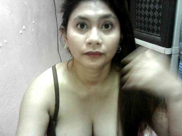 peenastyfame webcam