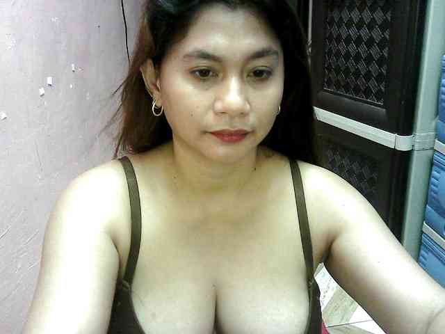 peenastyfame webcam