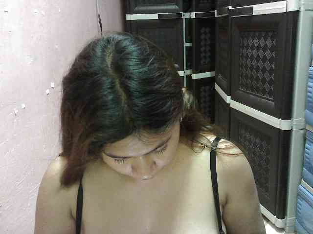 peenastyfame webcam