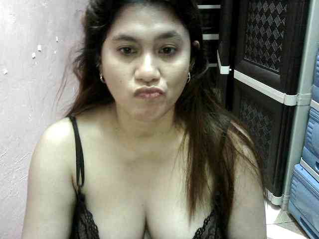 peenastyfame webcam