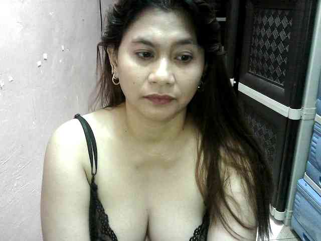 peenastyfame webcam