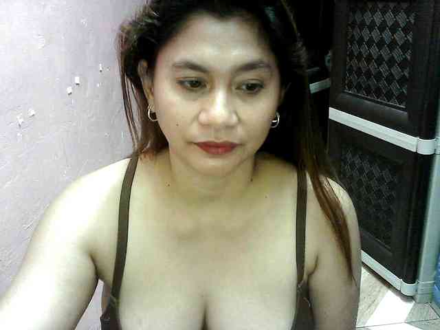 peenastyfame webcam